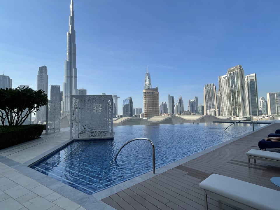 Pool Address Dubai Mall