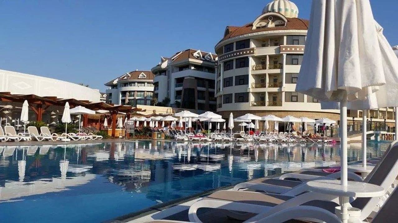 Poolanlage Kirman Belazur Resort & Spa