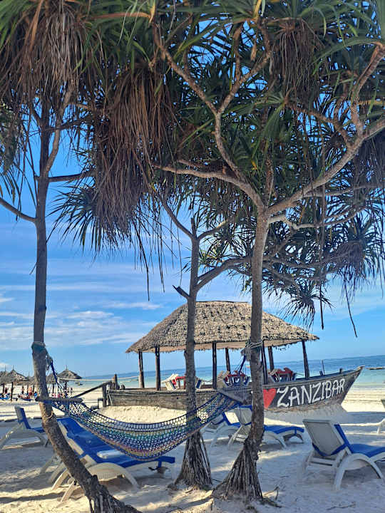 Strand Hotel Kiwengwa Beach Resort