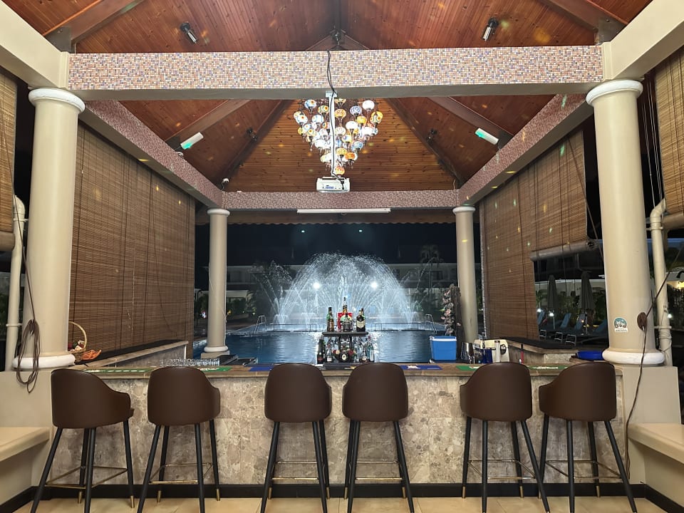 Gastro The Oasis Hotel Restaurant & Spa