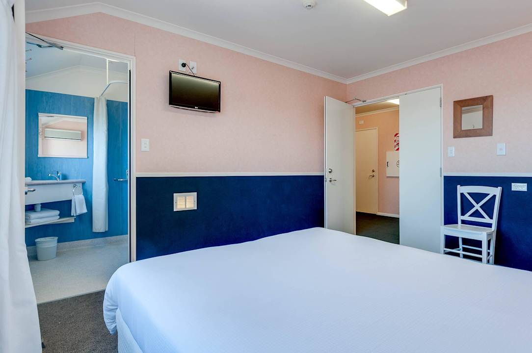 Standard Parkside Lodge