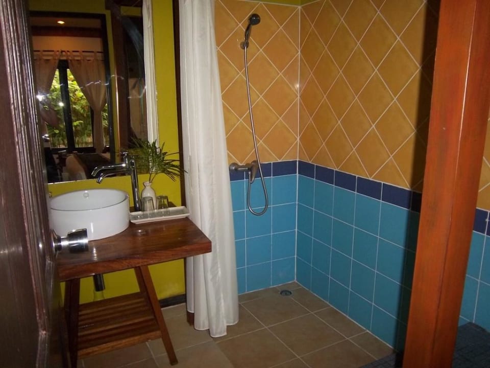 Bad mit Dusche NH Collection Samui Peace Resort