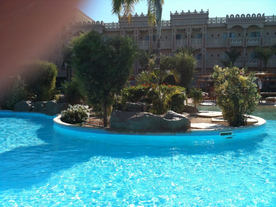 Teil der gigantischen Poolanlage Pickalbatros Palace Resort