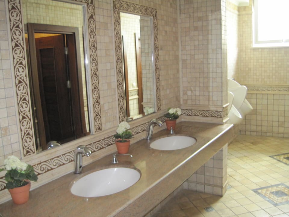 Saphir Resort & Spa  Saphir Resort & Spa