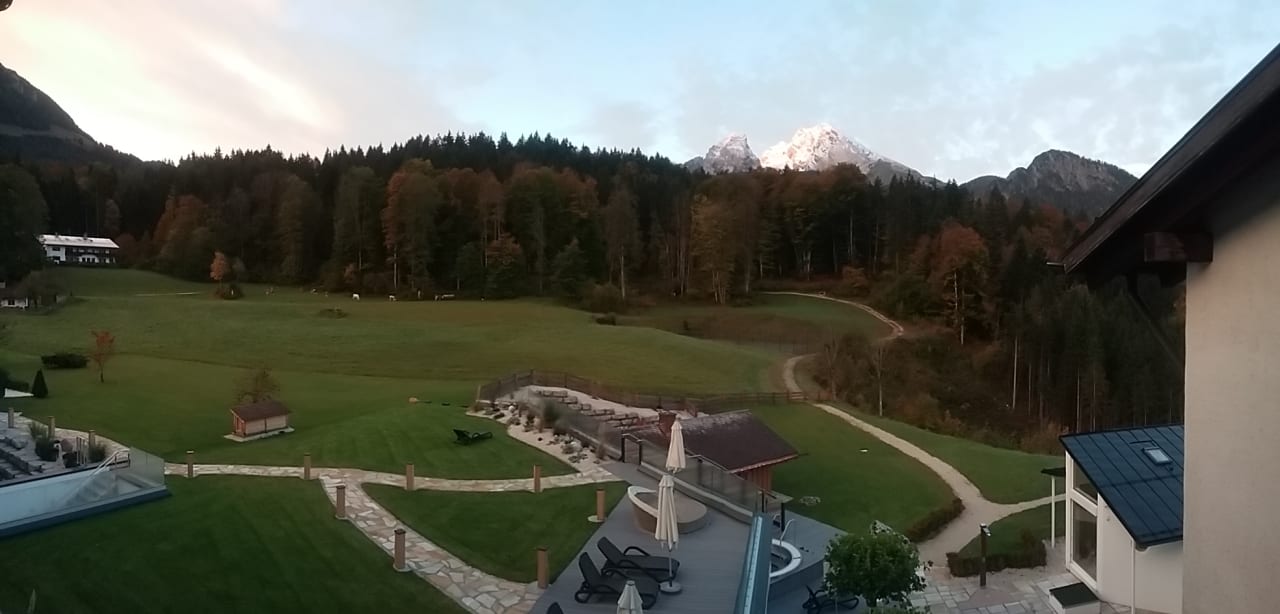Ausblick Alm- & Wellnesshotel Alpenhof