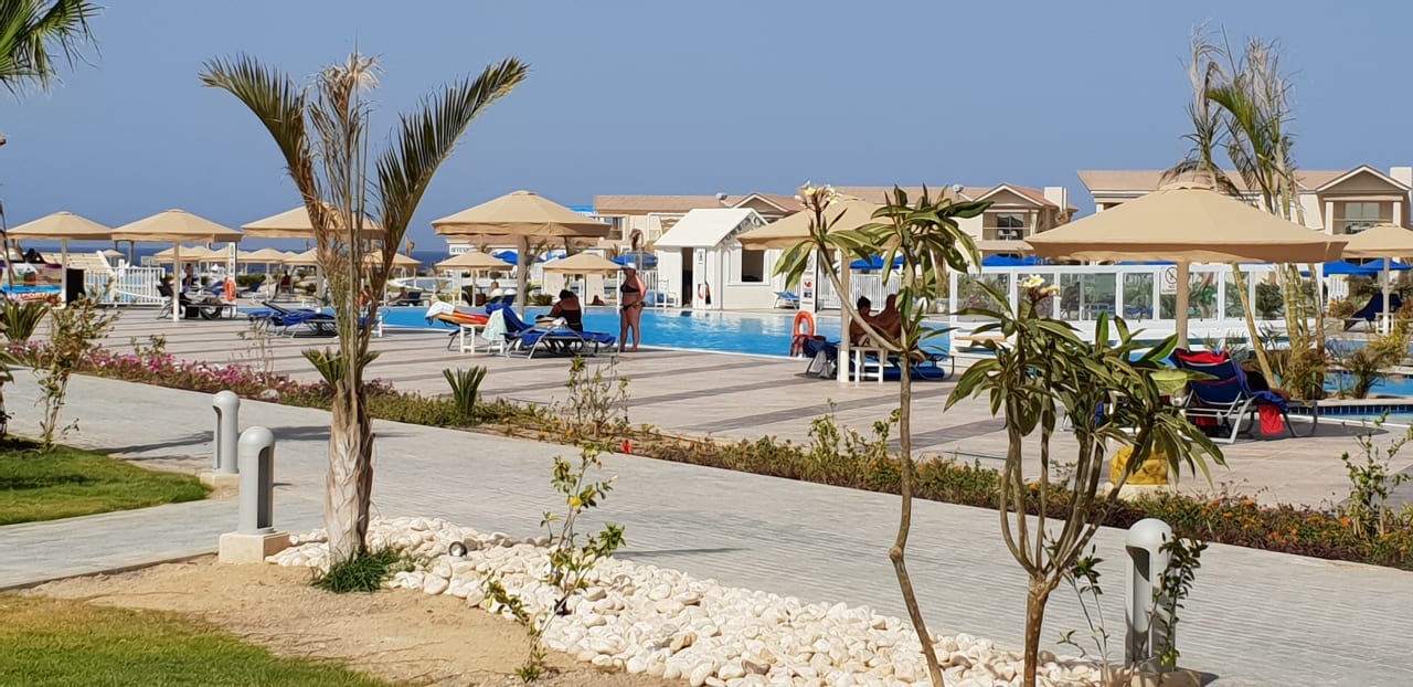 Pools  Pickalbatros Sea World Resort - Marsa Alam