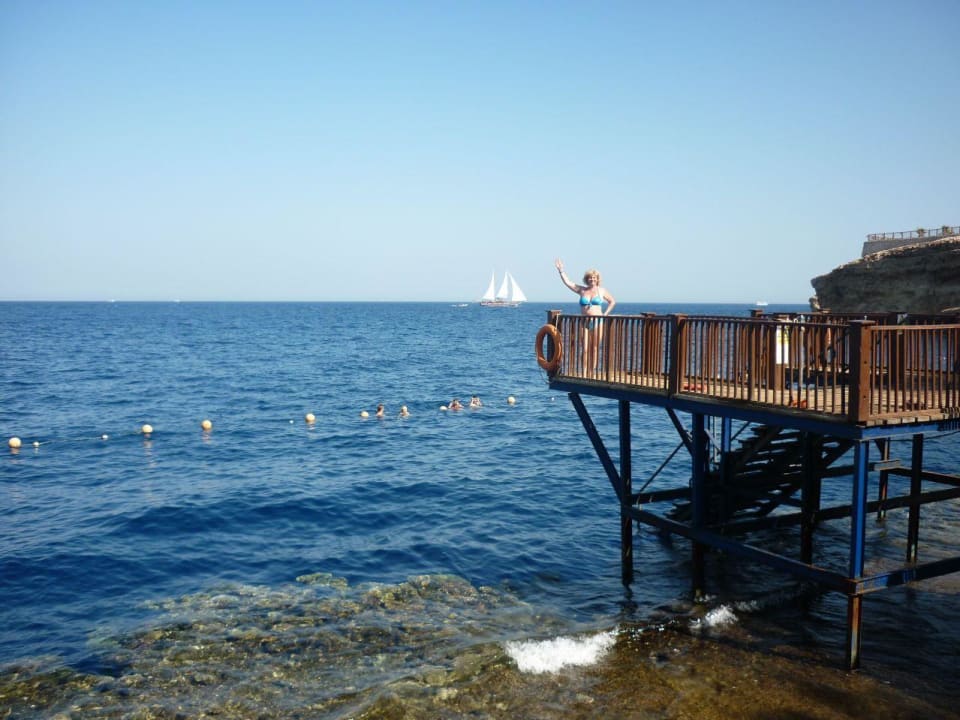 Einstieg ins Wasser The Grand Hotel Sharm El Sheikh