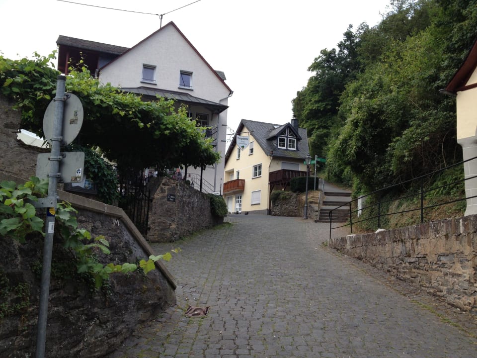 Blick zum Haus Burgblick Haus Burgblick