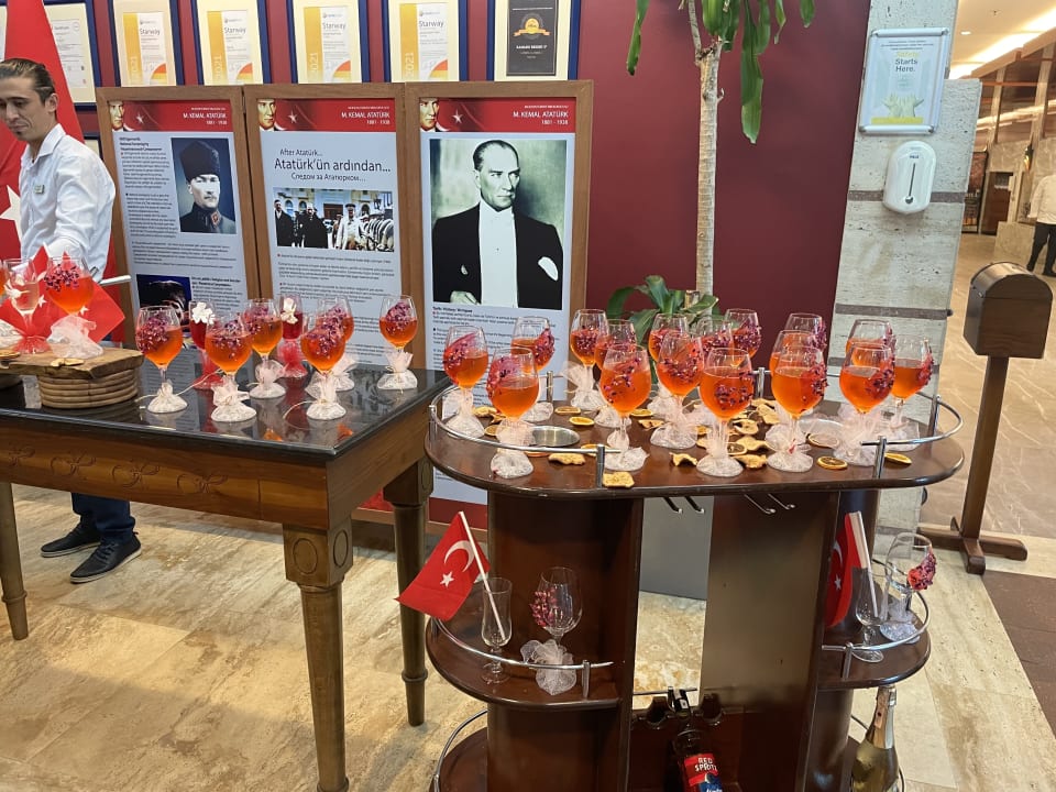 Gastro Xanadu Resort Hotel