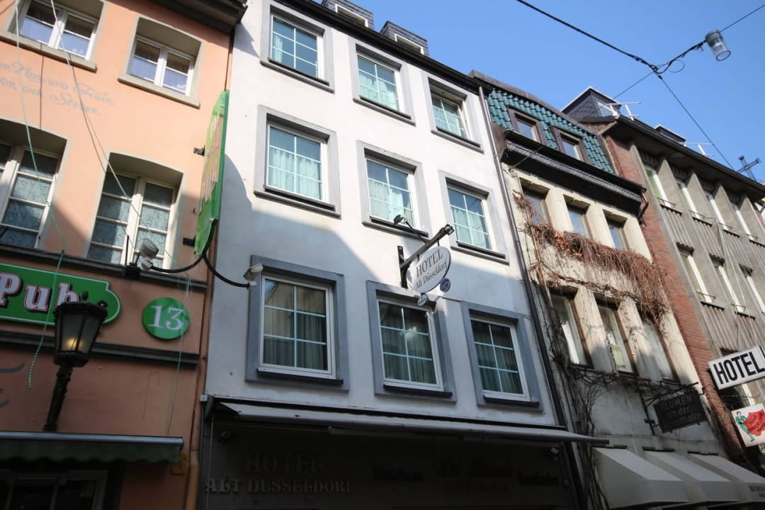 Ansicht von der Straßenseite Hotel Alt Düsseldorf