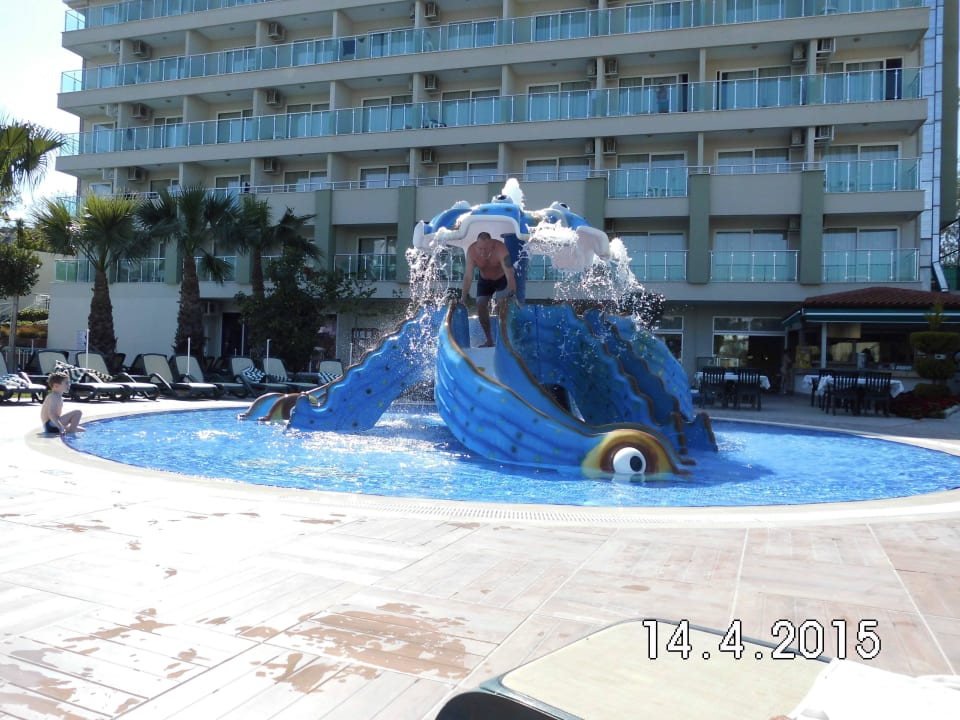 Am Kinderpool Hotel Gardenia Beach