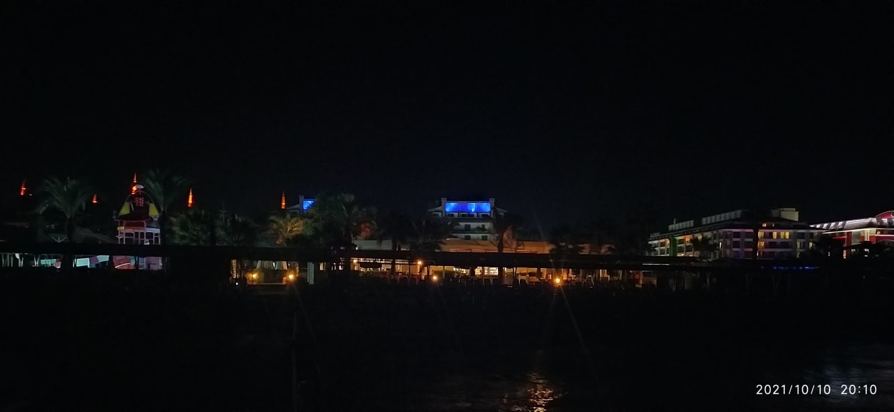 Strand Crystal Family Comfort Collection