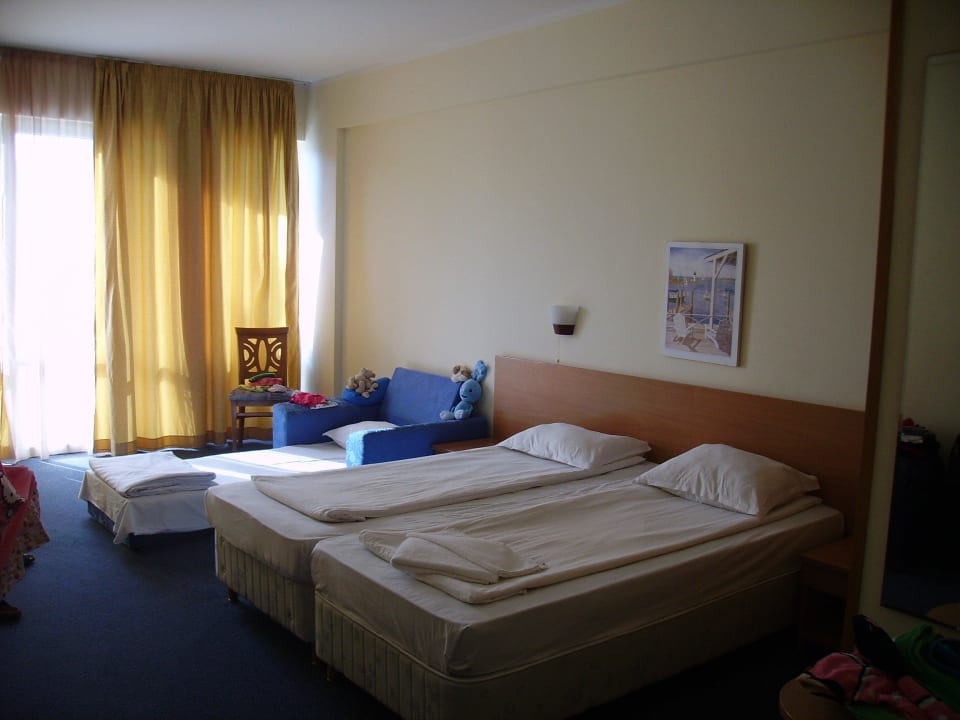 Doppelzimmer mit Zusatzbett DAS Club Hotel Sunny Beach