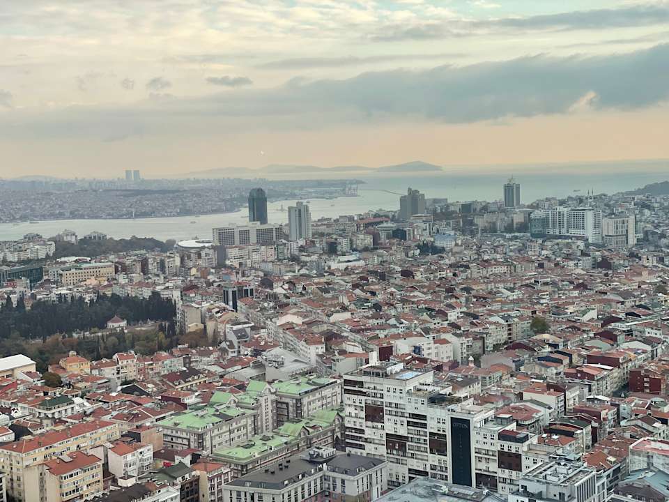 Ausblick Hilton Istanbul Bomonti Hotel & Conference Center