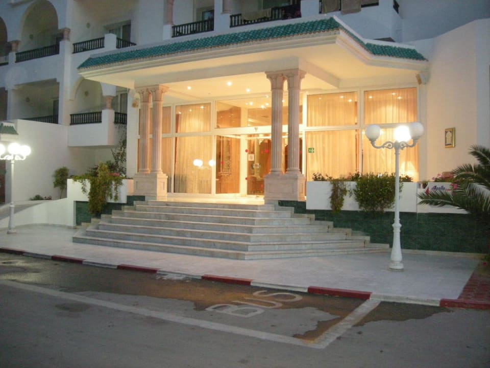 Eingangsbereich Hotel Royal Nozha