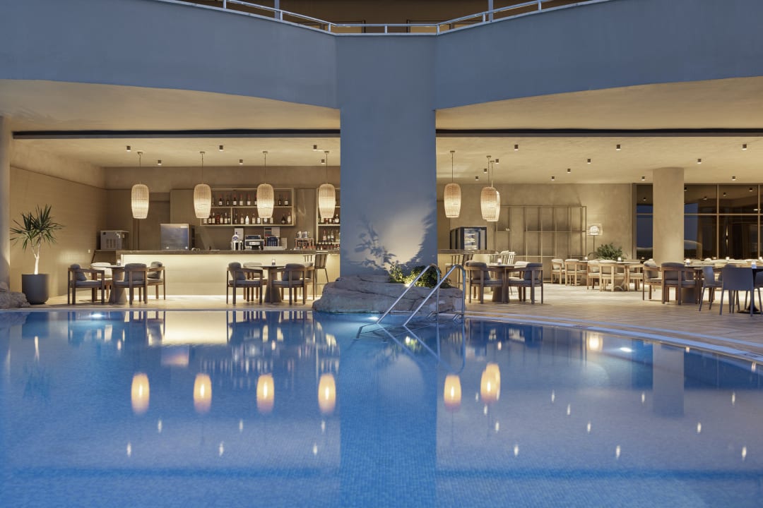 Pool Melas Resort Hotel