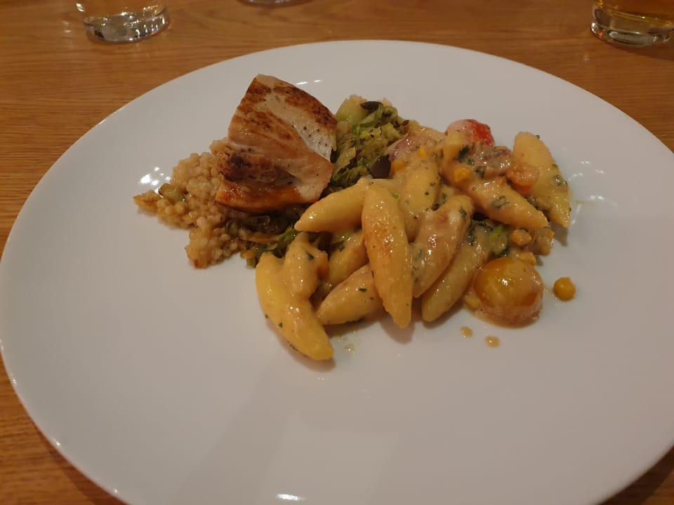 Gastro Mawell Resort