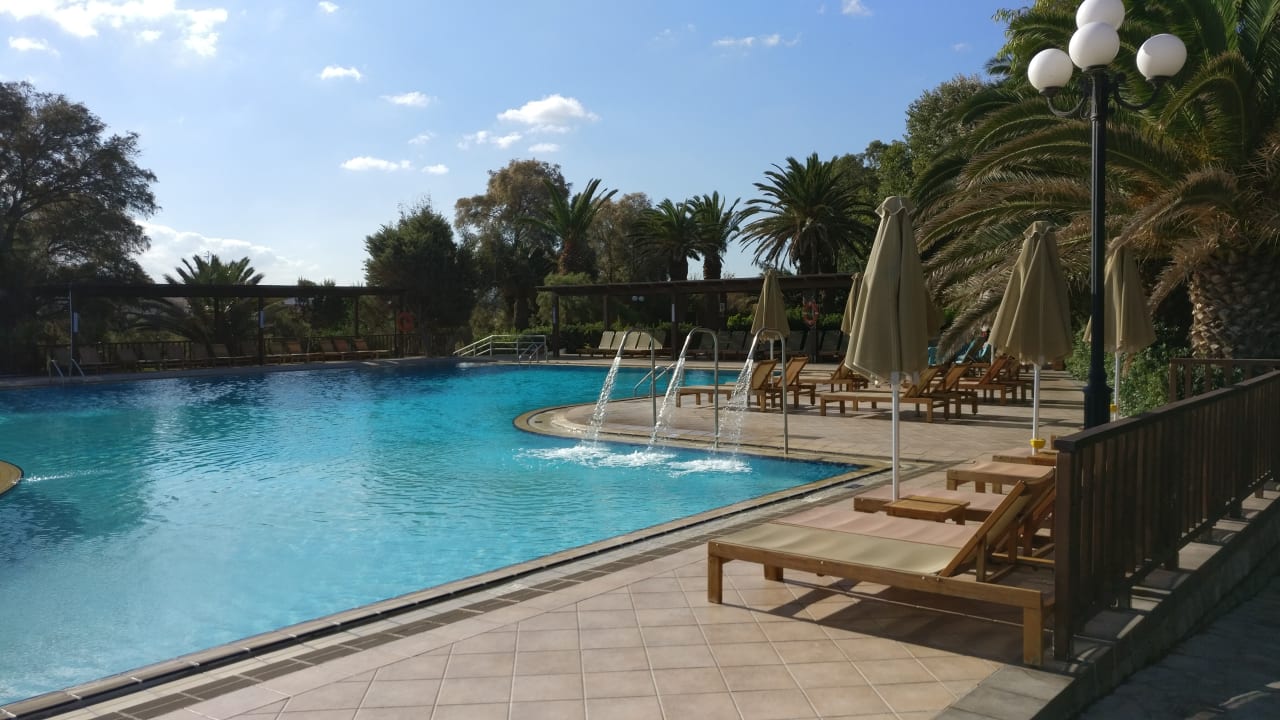 Pool Apollonia Beach Resort & Spa