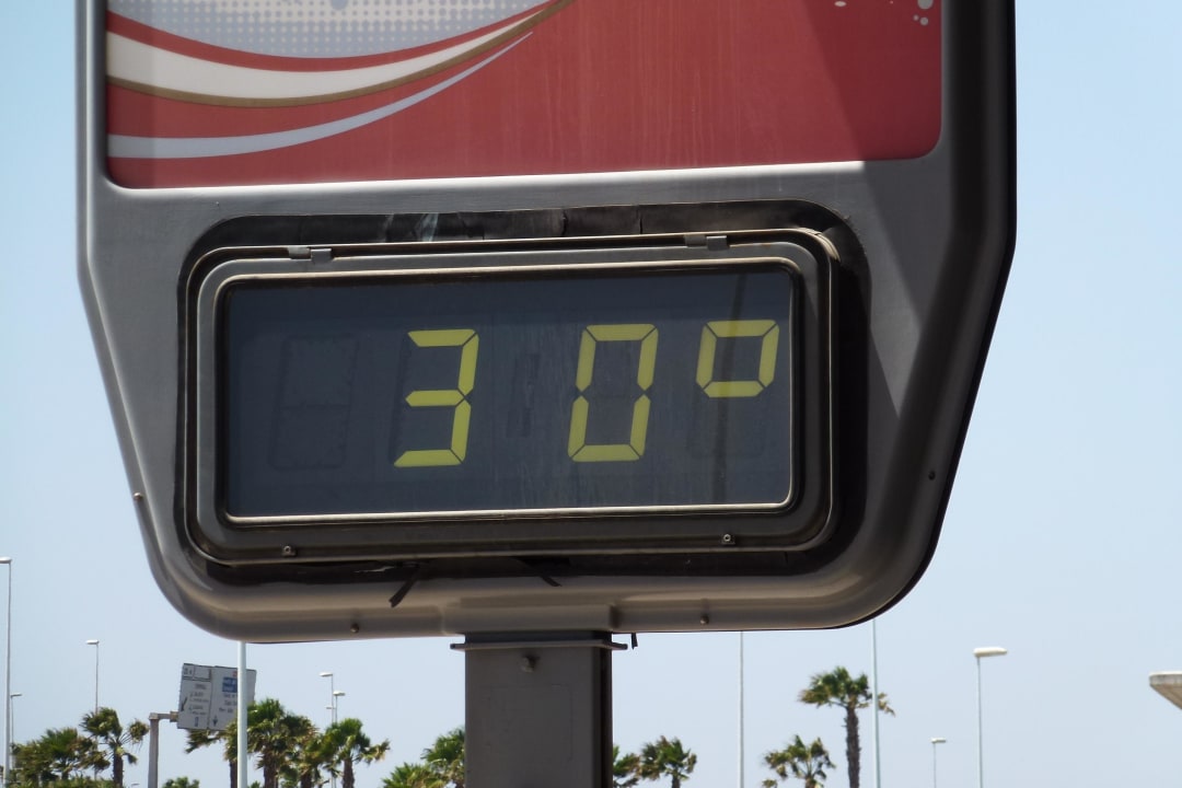 Warm ist es! allsun App.-Hotel Esquinzo Beach