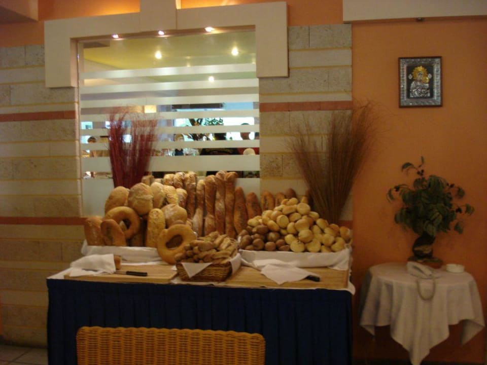 Frühstück Hotel Portes Beach