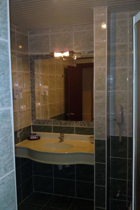 Sauber Hotel Royal Garden Beach