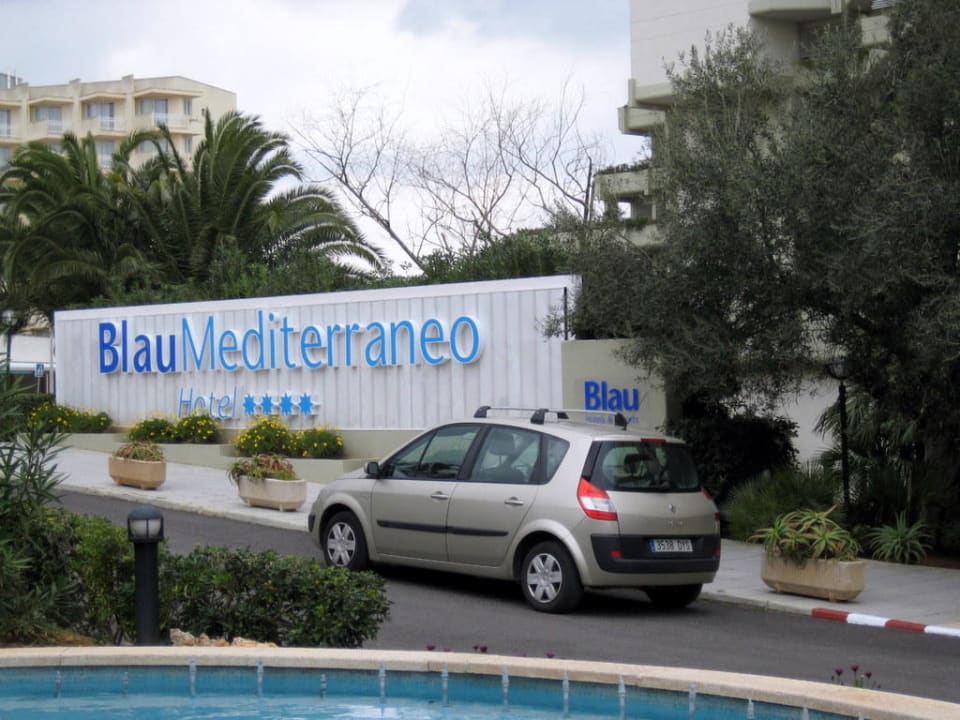 Eingang Hotel Hipotels Mediterraneo