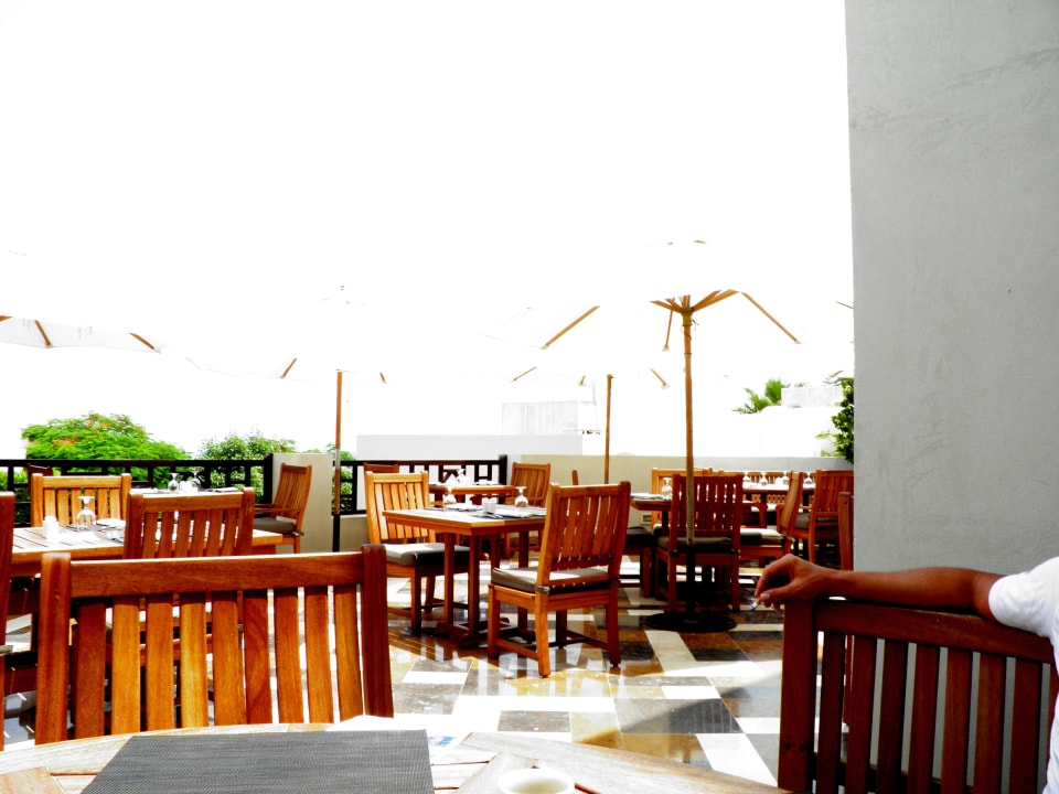 Aussenbereich Hauptrestaurant The Cove Rotana Resort