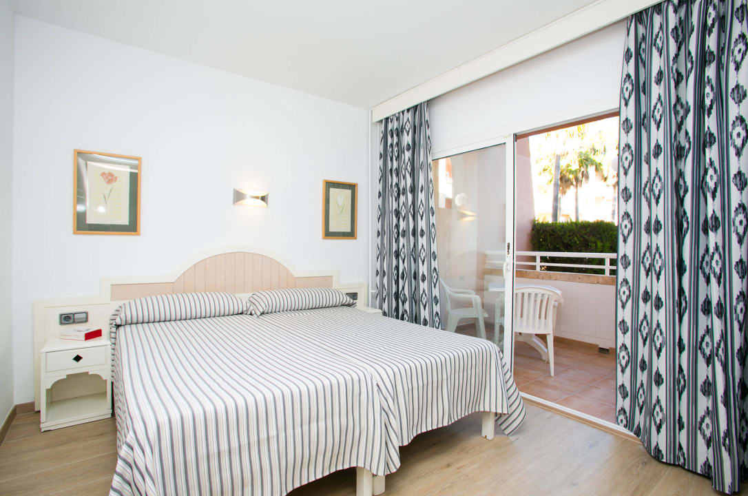 Habitación doble A3 2+2+2 Aparthotel Aquasol