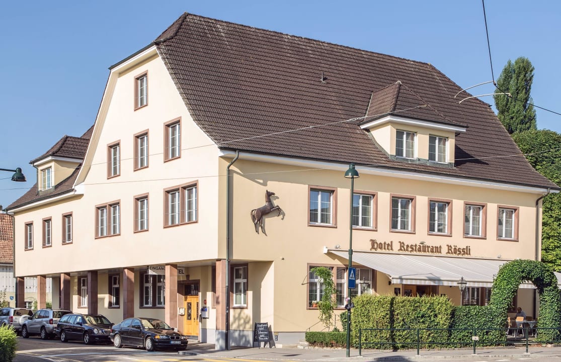 Von aussen Hotel Rössli