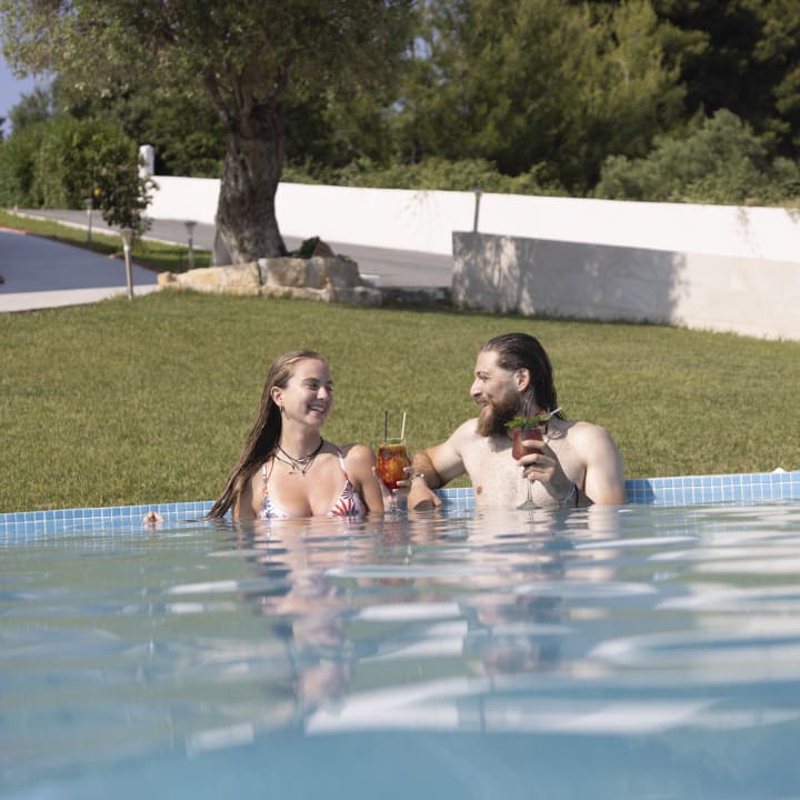 Pool Alia Palace