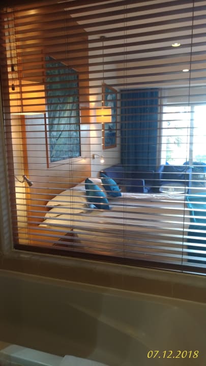 Zimmer Parrotel Beach Resort