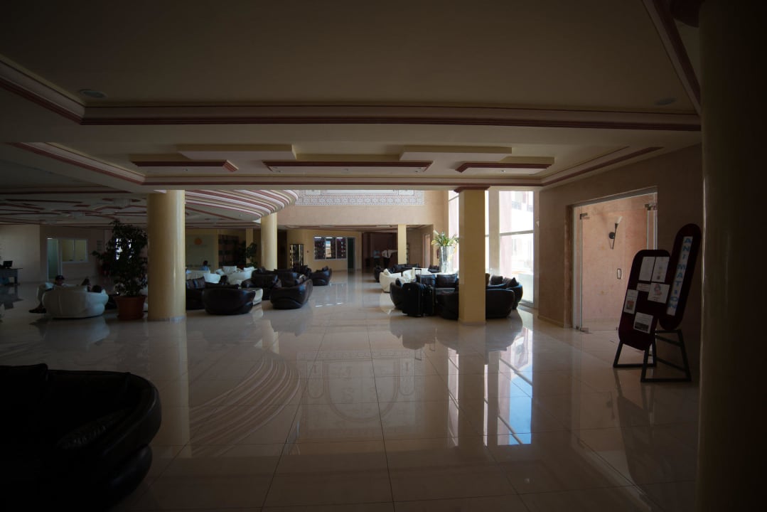 Lobby Lella Meriam Hotel & Club