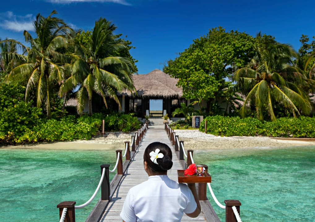 Strand Sheraton Maldives Full Moon Resort & Spa