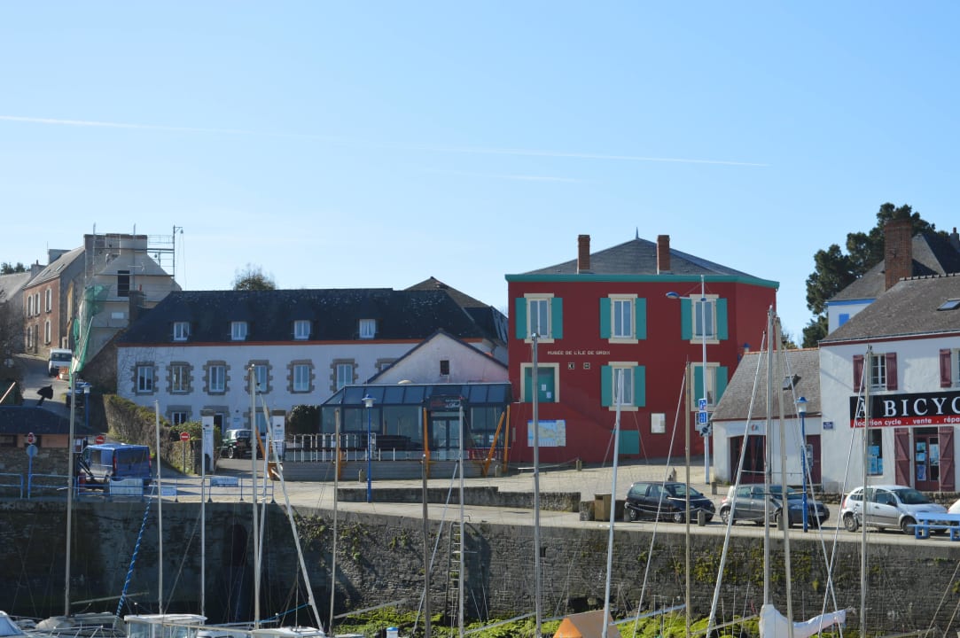 L'hôtel vu du port Hotel Ty-Mad