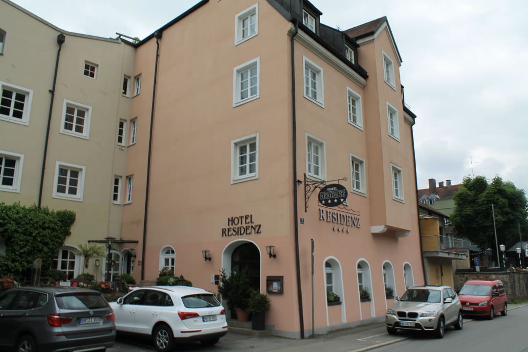 Blick von der Flusspromenade Hotel Residenz Passau