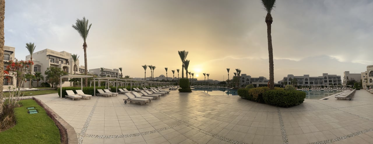 Außenansicht Steigenberger Alcazar