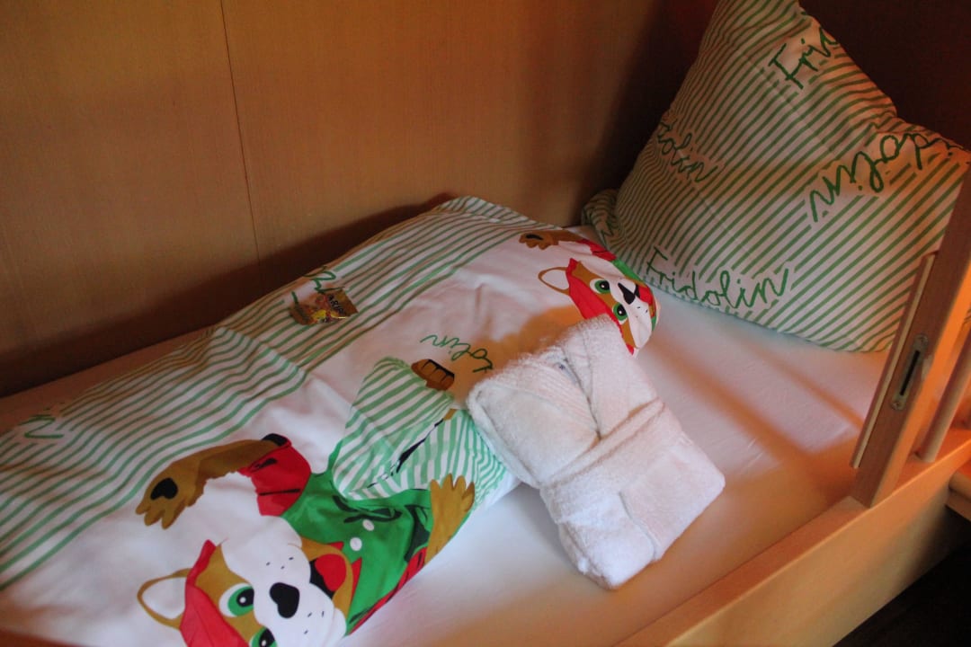 LIebevoll vorbereitetes Kinderbett Alpenrose - Familux Resort