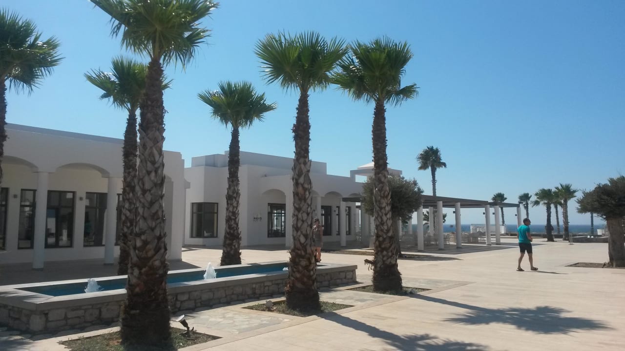 Mittelpunkt der Anlage Atlantica Plimmiri