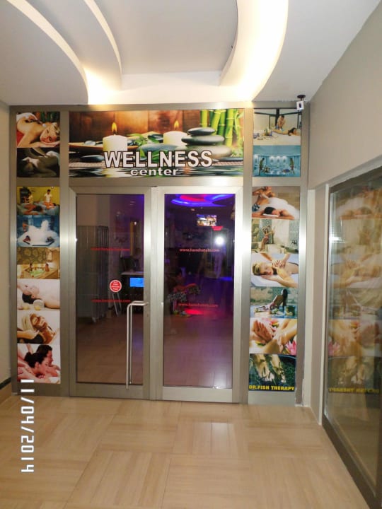 Eingang zum Wellnessbereich Calimera Hane Garden