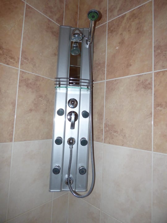 Dusche (Zimmer 2) Hotel Golden Dragon