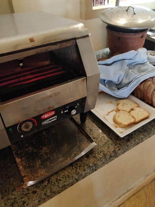 Gastro Three Corners Sea Beach Resort