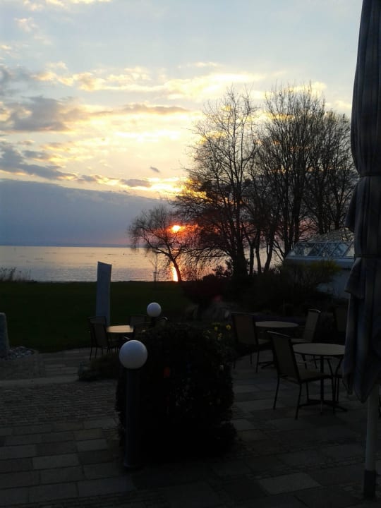 Sonnenuntergang - Blick von der Terrasse  Hotel-Restaurant Schwedi
