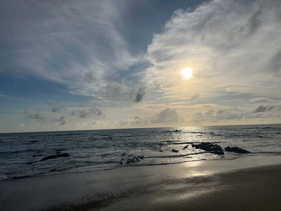 Strand Ocean Breeze Resort