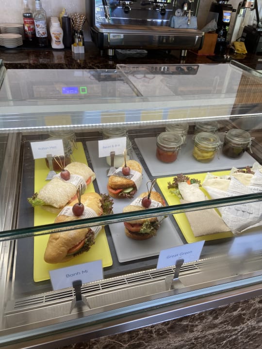 Gastro Outrigger Maldives Maafushivaru Resort