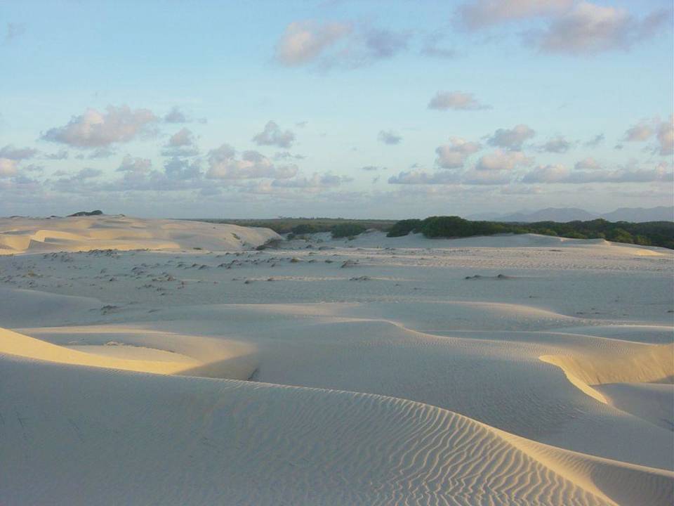 Das Hinterland vom Dorf Hotel Pousada Tropical Wind