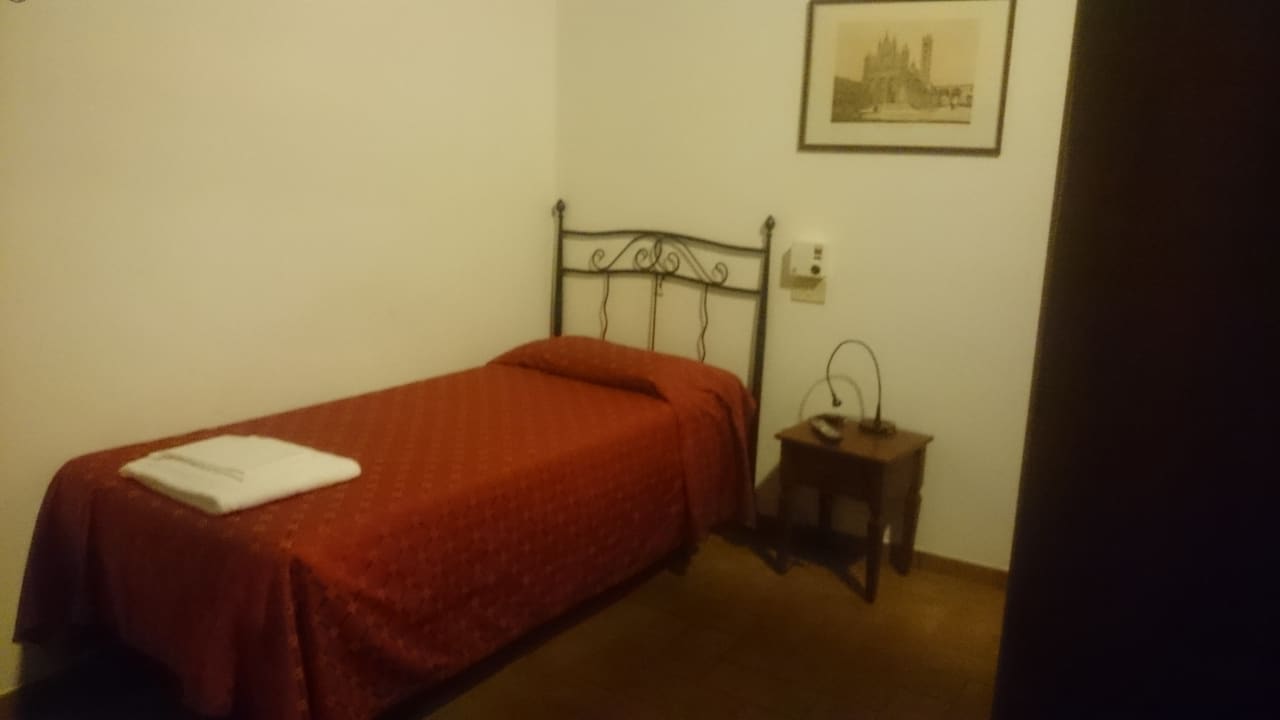 Zimmer Hotel Helvetia Pisa Tower