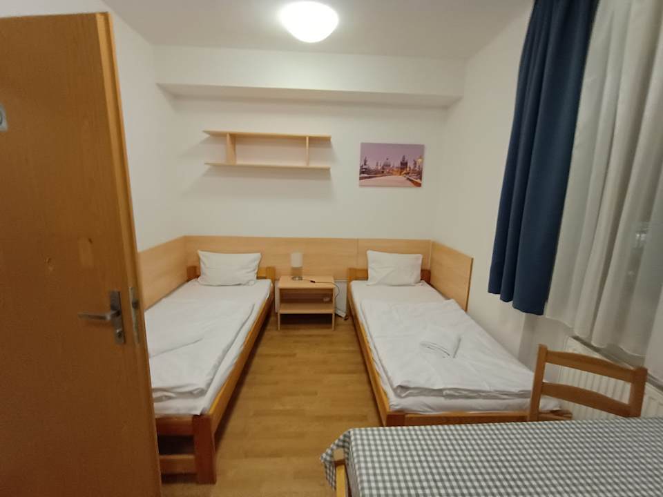 Zimmer University Hotel