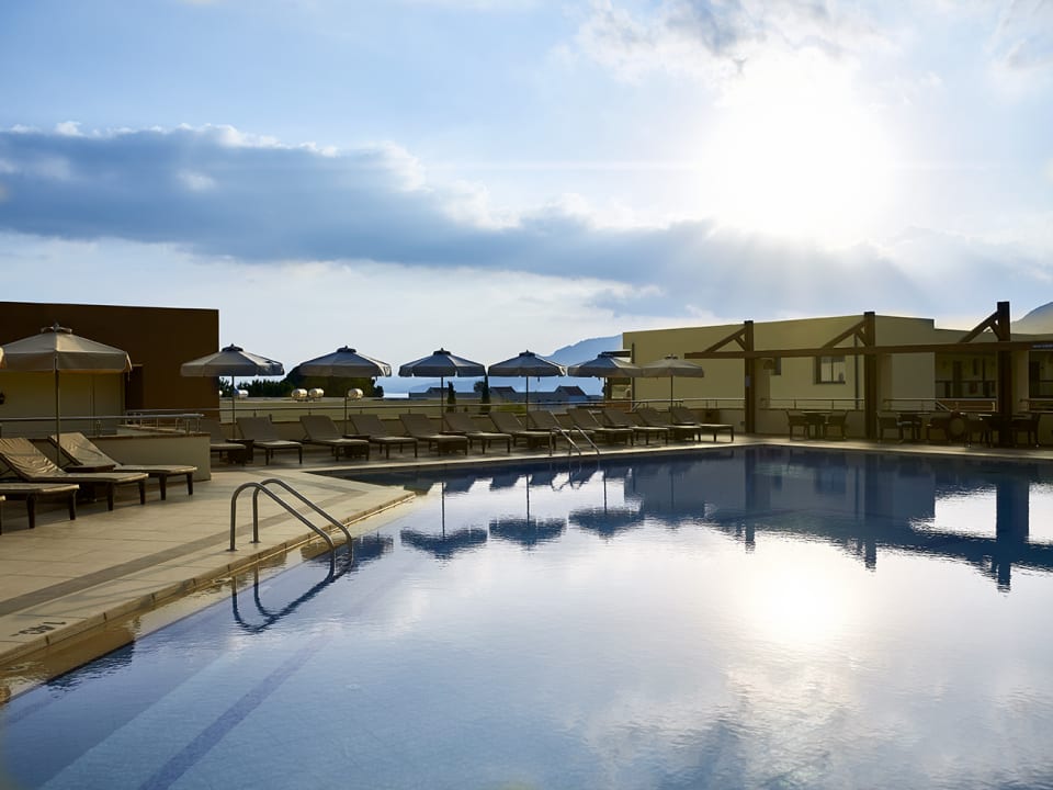 Pool Hotel Island Blue