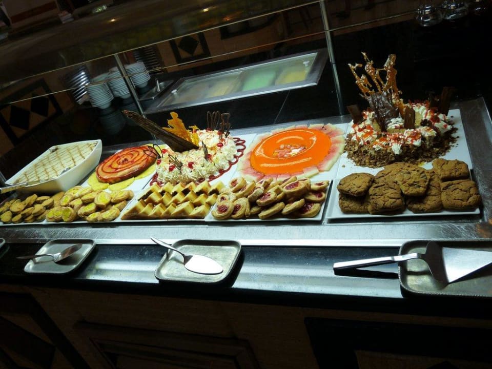 Teil vom Abendbuffet Bahia Principe Grand El Portillo