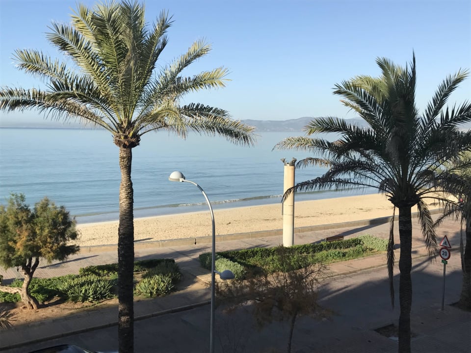 Ausblick vom Balkon Zimmer Nr. 12 Hotel Q Royal